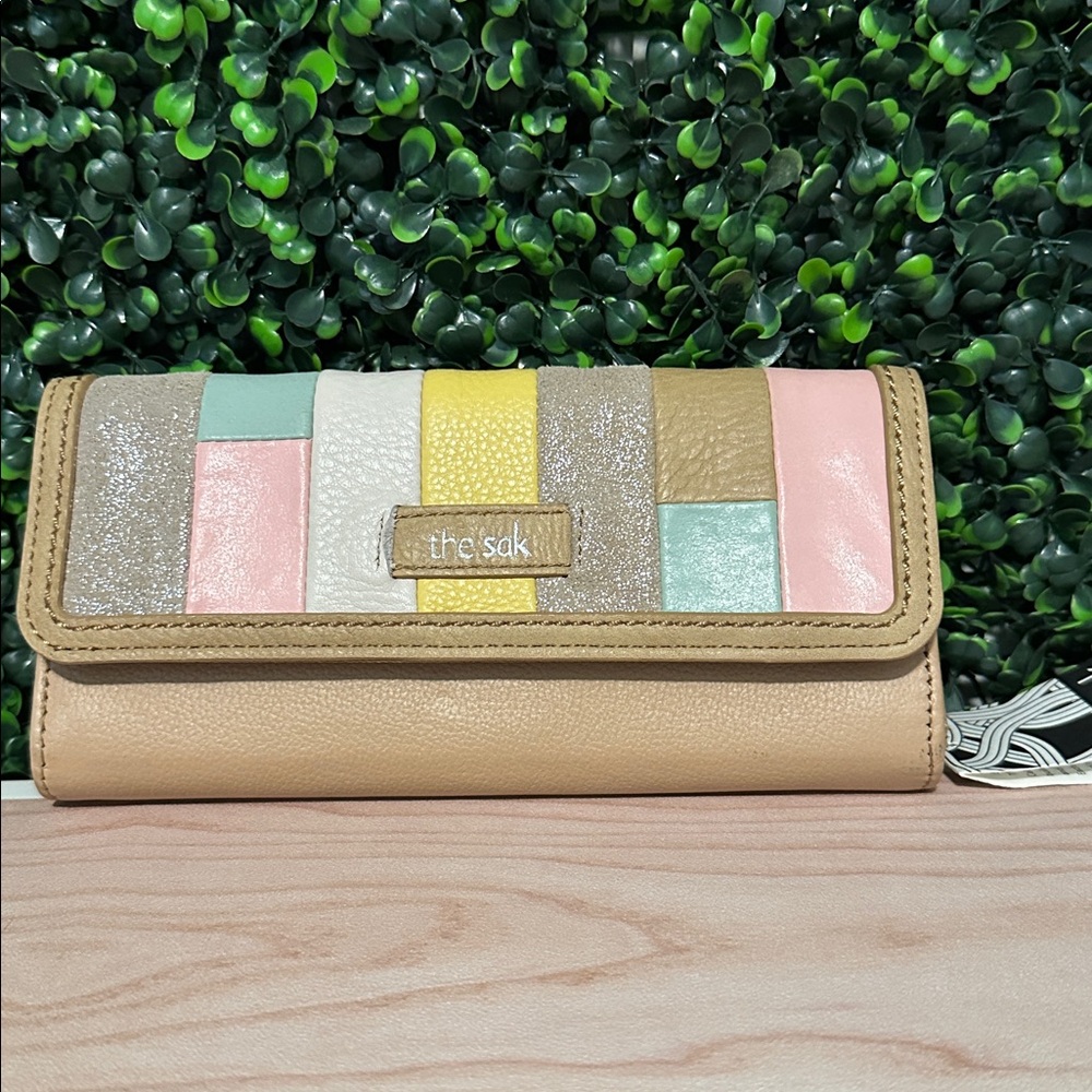 The Sak Iris Cali Leather Wallet #12 - Picture 2 of 4